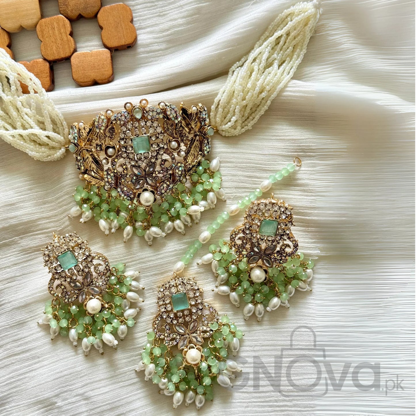 Turkish Style Choker Necklace Set with Earrings – Handcrafted Bridal Look