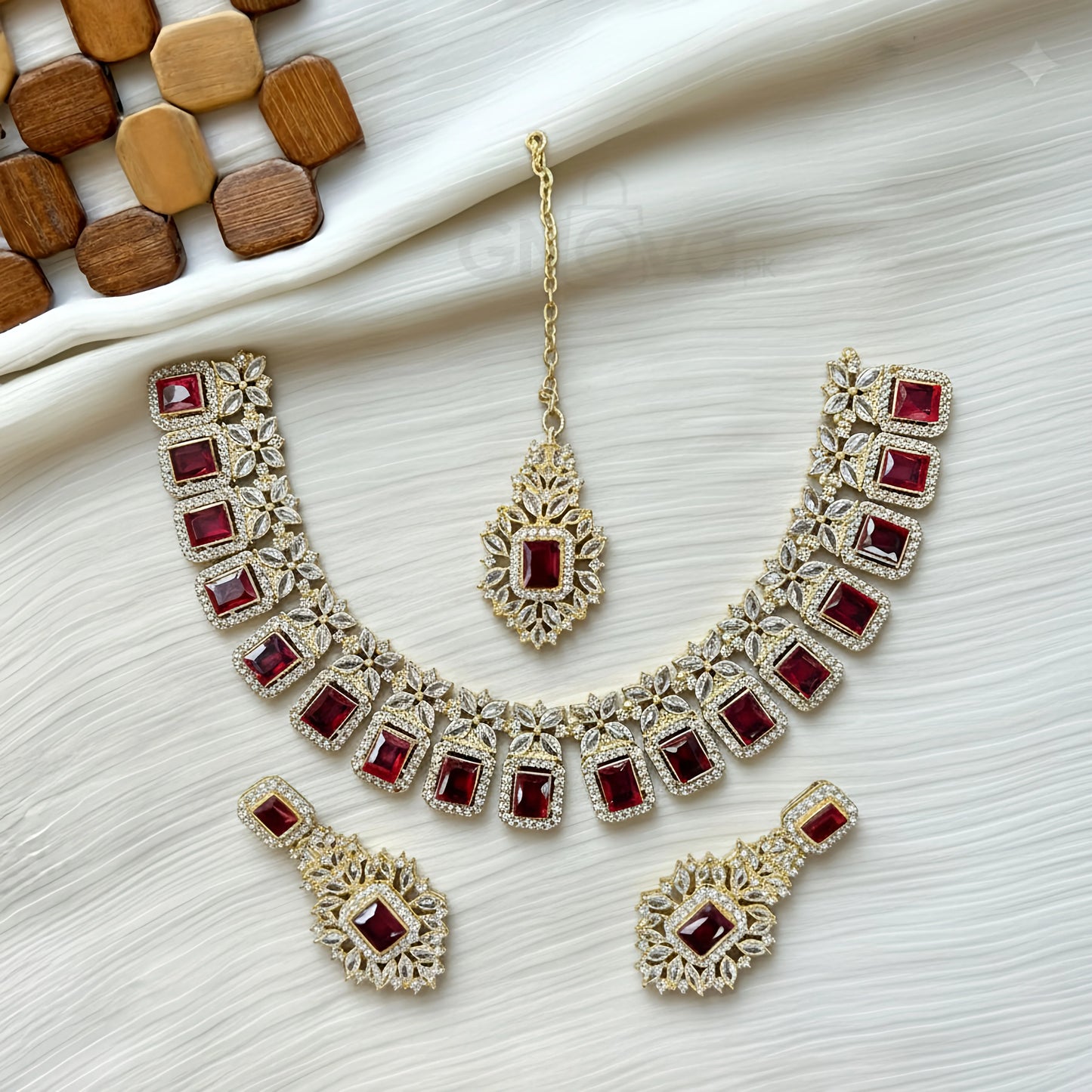 Luxury Stone-Worked Choker Set