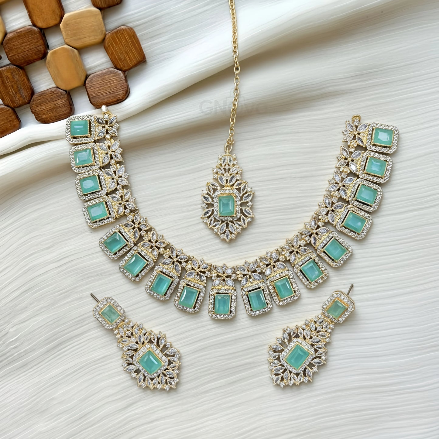 Luxury Stone-Worked Choker Set