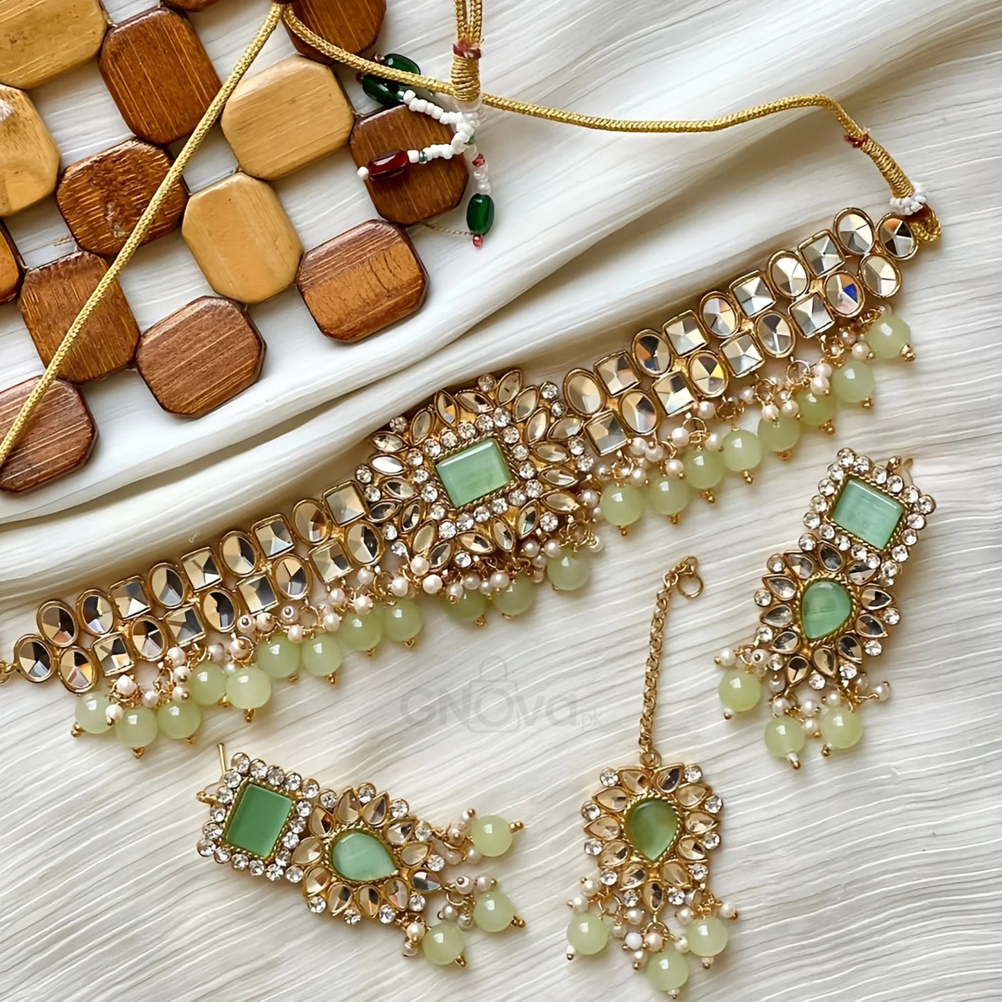Kundan Mirror Choker Set – Bridal & Party Wear