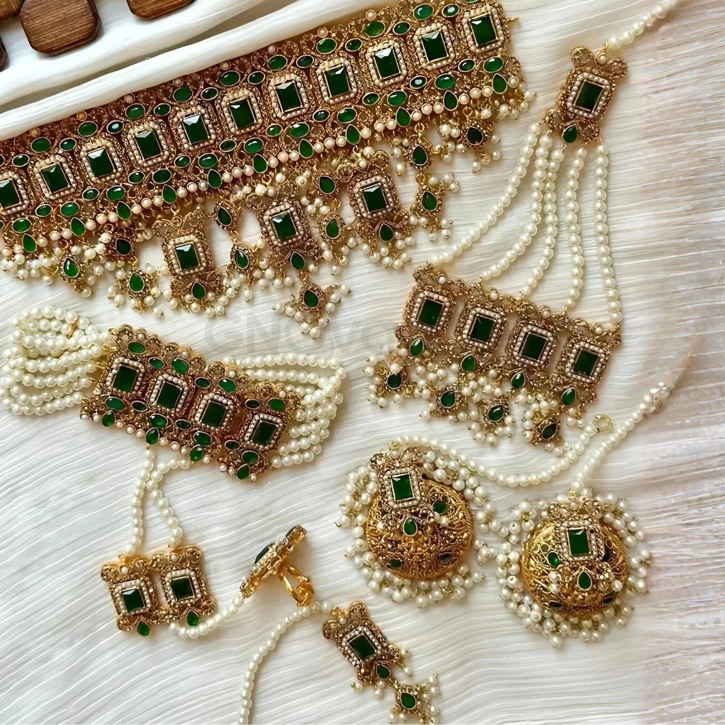 Royal Kundan Bridal Choker Set – Complete Wedding Jewelry Set
