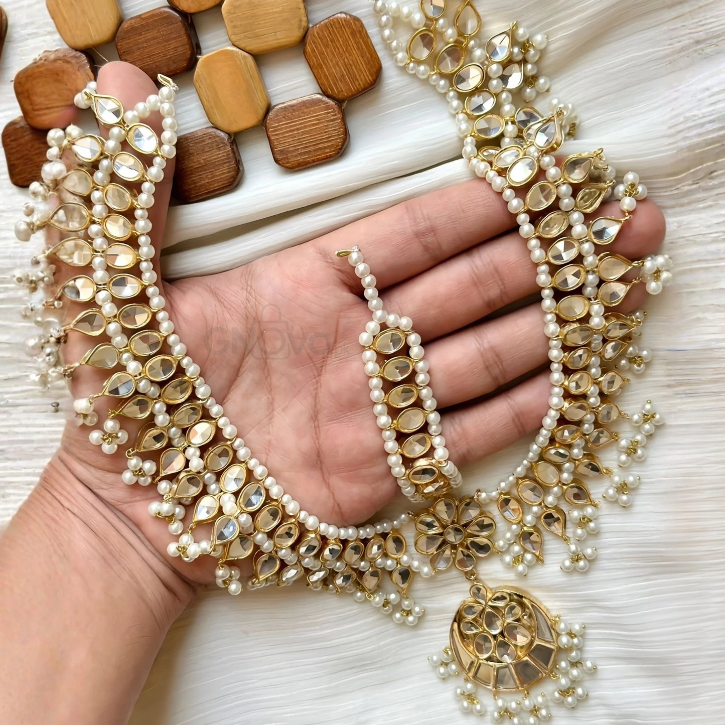 Classic Kundan Matha Patti