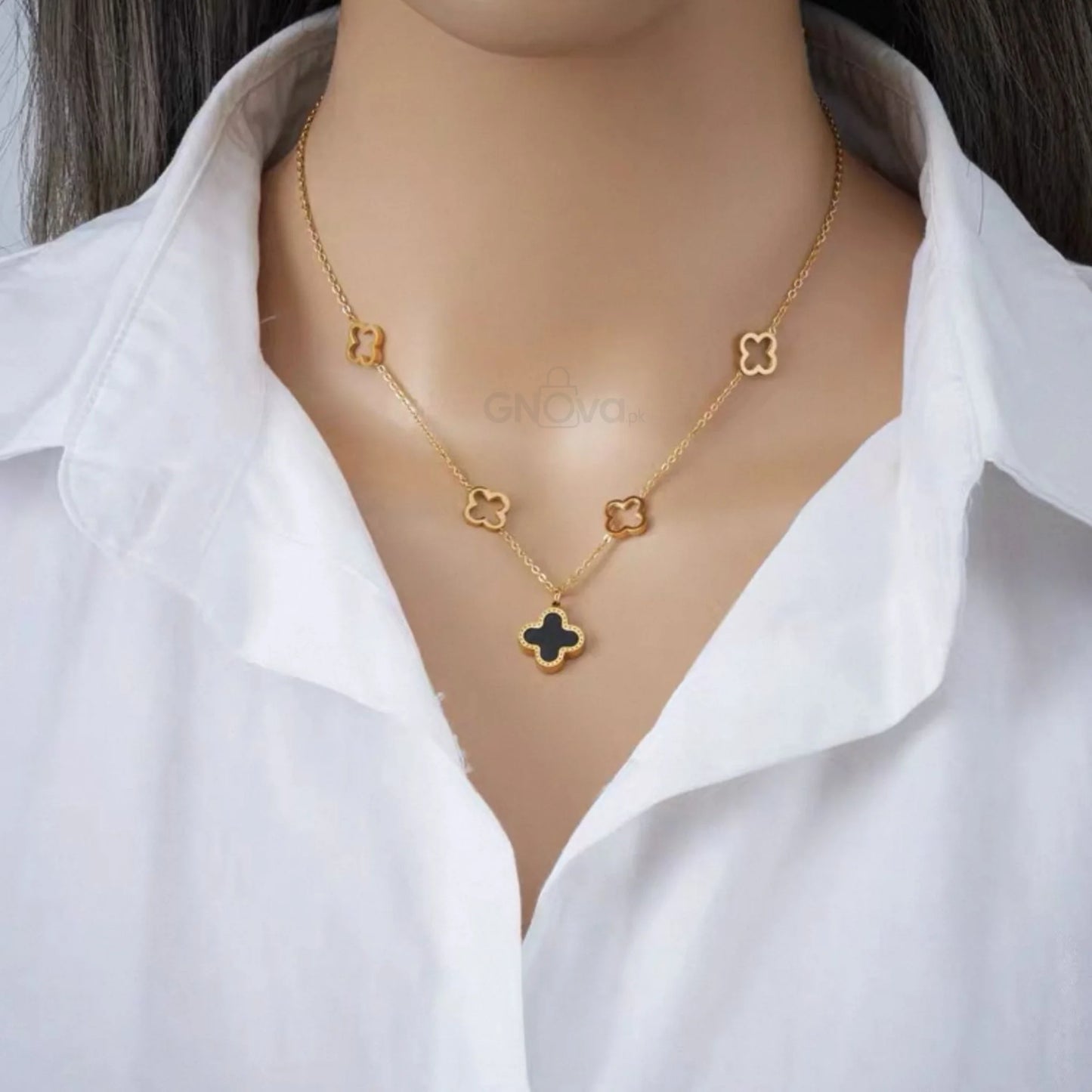 Elegant Clover Charm Necklace – Premium Stainless Steel