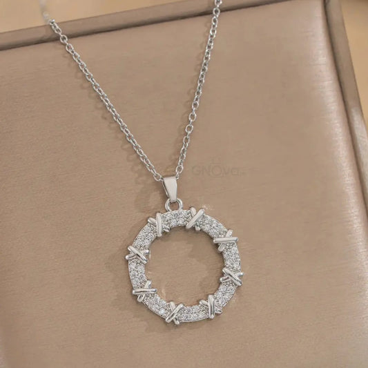 Elegant Crystal Circle Pendant Necklace – Premium Stainless Steel