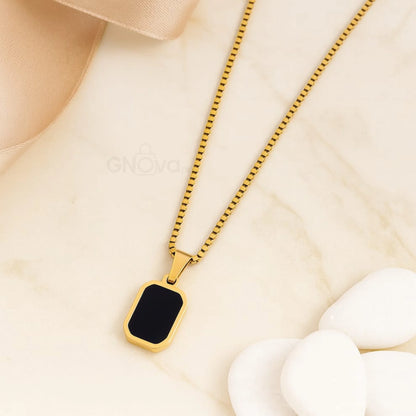 Classic Box Pendant Chain – Minimal Everyday Necklace