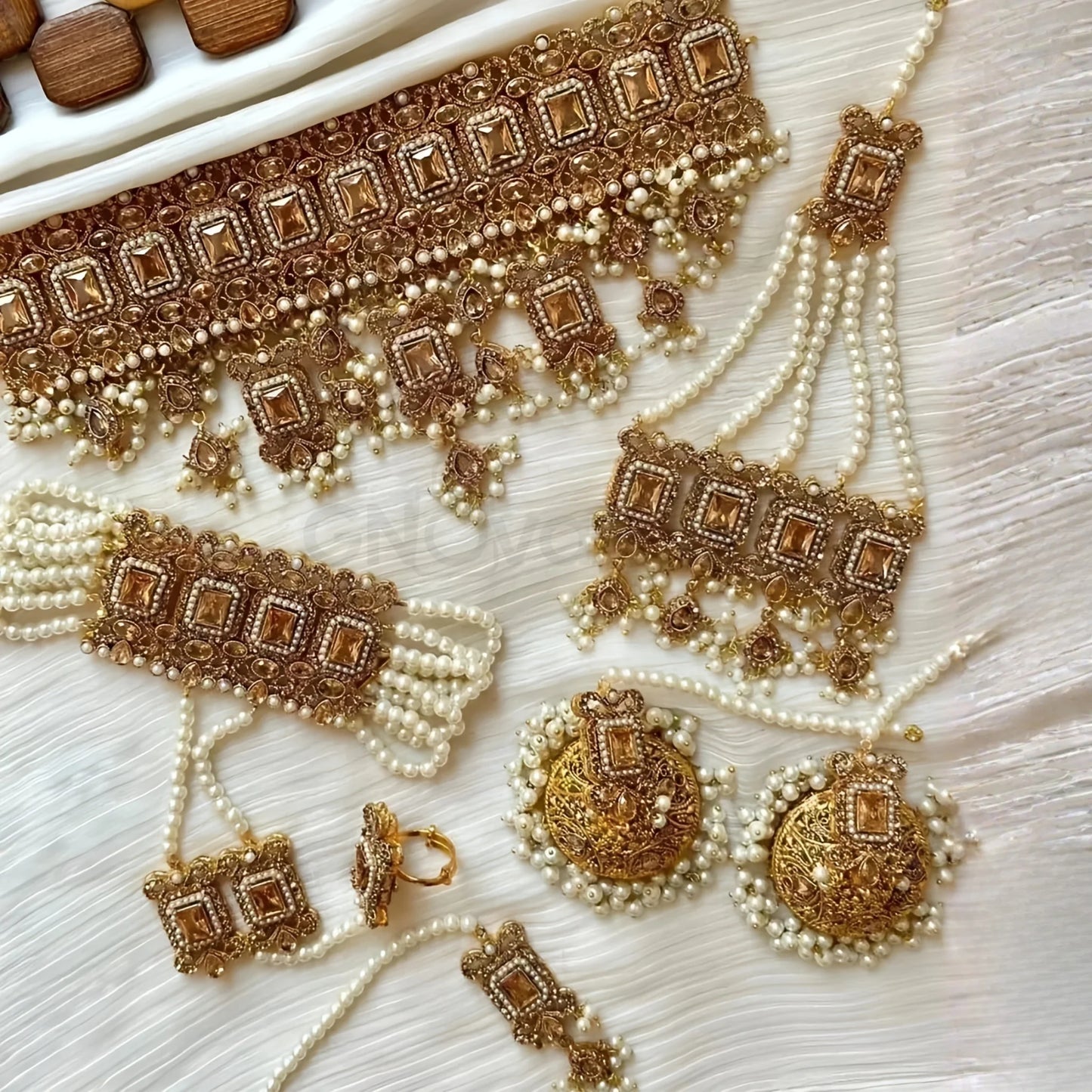 Royal Kundan Bridal Choker Set – Complete Wedding Jewelry Set