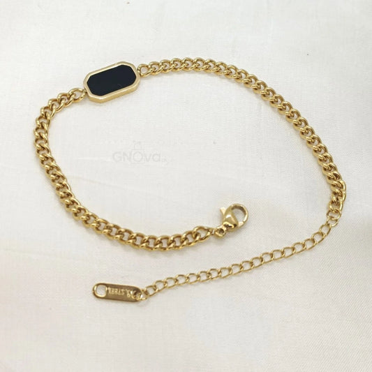 Classic Chain Bracelet with Minimal Rectangular Charm – Stainless Steel