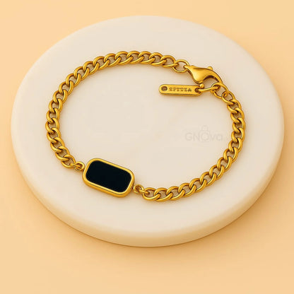 Classic Chain Bracelet with Minimal Rectangular Charm – Stainless Steel
