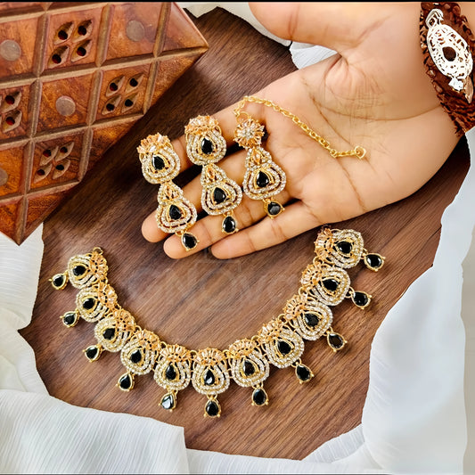Luxury Jewelry Set – Stone Embellished Design