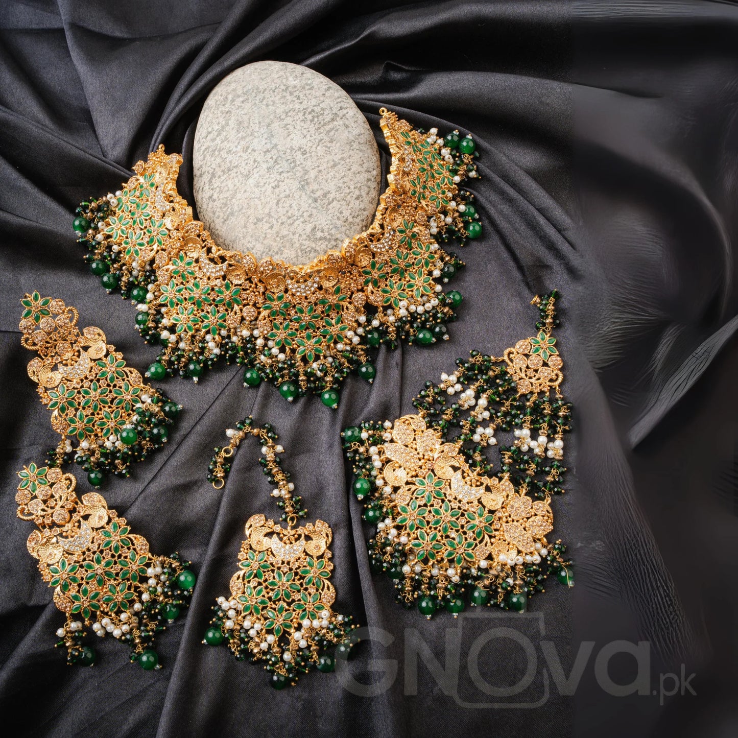 Luxury Bridal Choker Set – 4 Piece Traditional Jewelry Collection