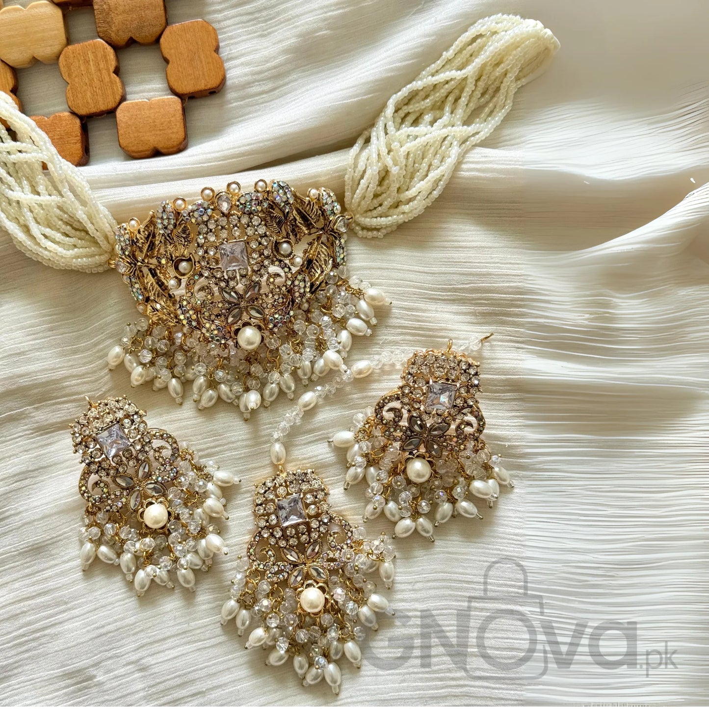 Turkish Style Choker Necklace Set with Earrings – Handcrafted Bridal Look