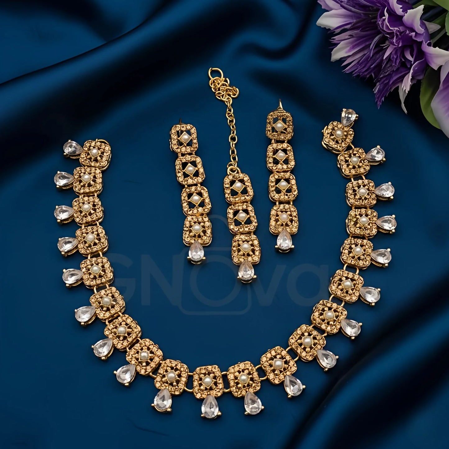 Sparkling Drop Zircon Set – 4-Piece Glamorous Party & Daily Wear