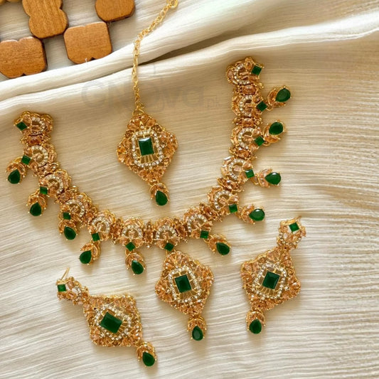 Luxury Crystal Choker Set with Earrings & Maang Tikka