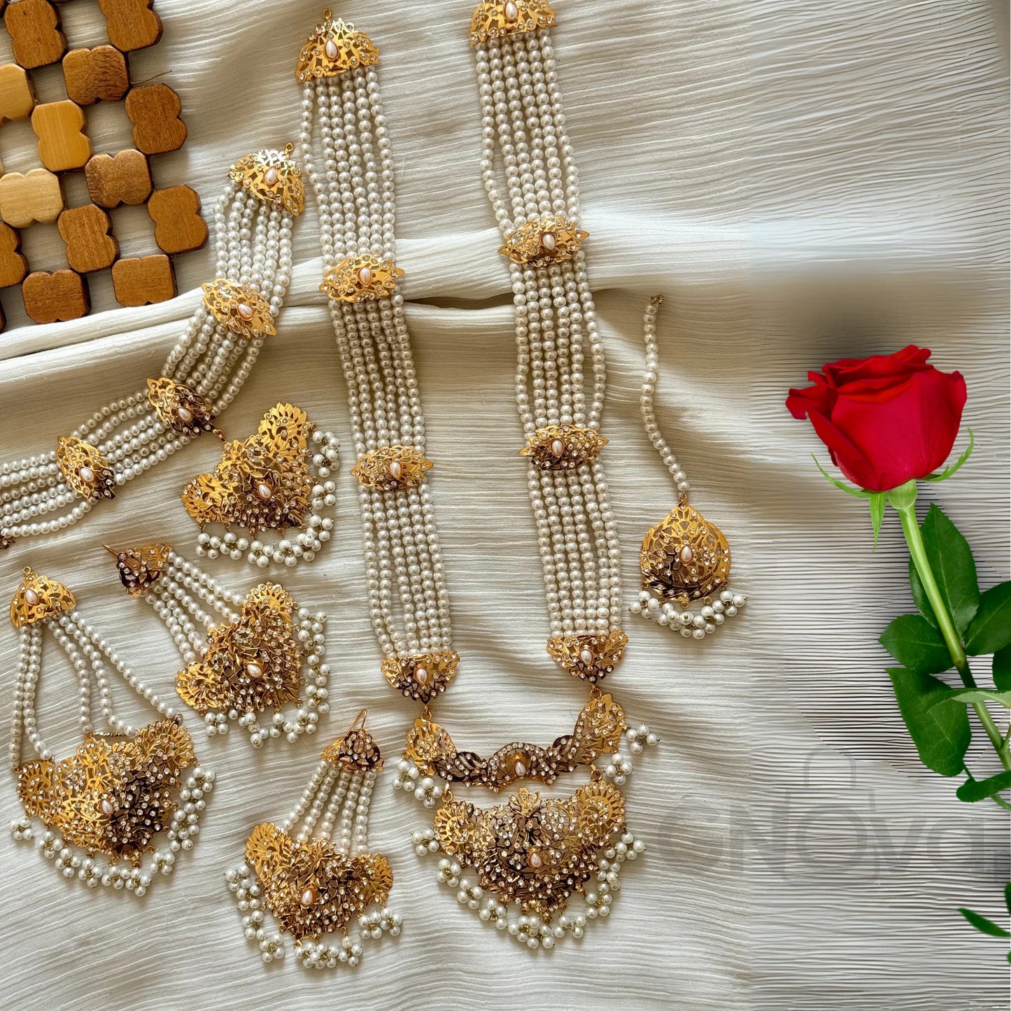 Elegant Multi-Layer Pearl Bridal Jewelry Set