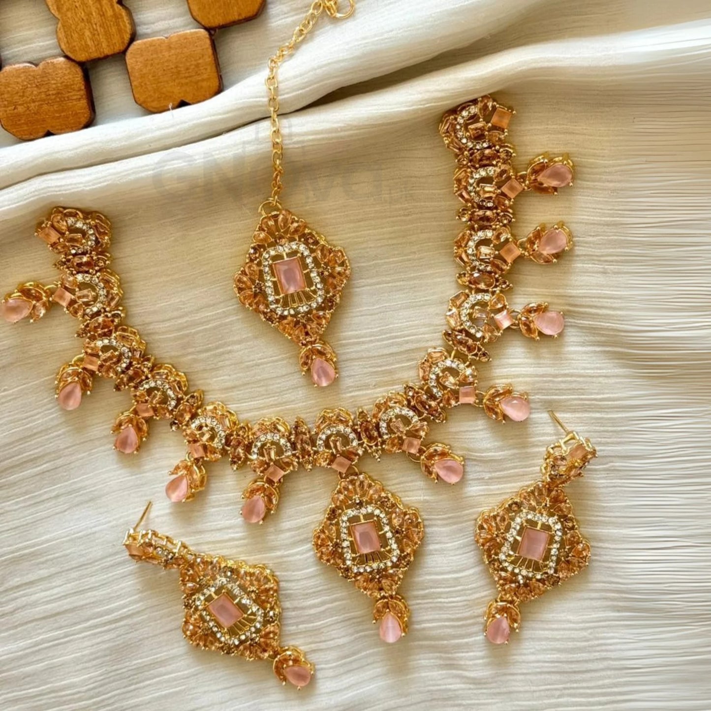 Luxury Crystal Choker Set with Earrings & Maang Tikka