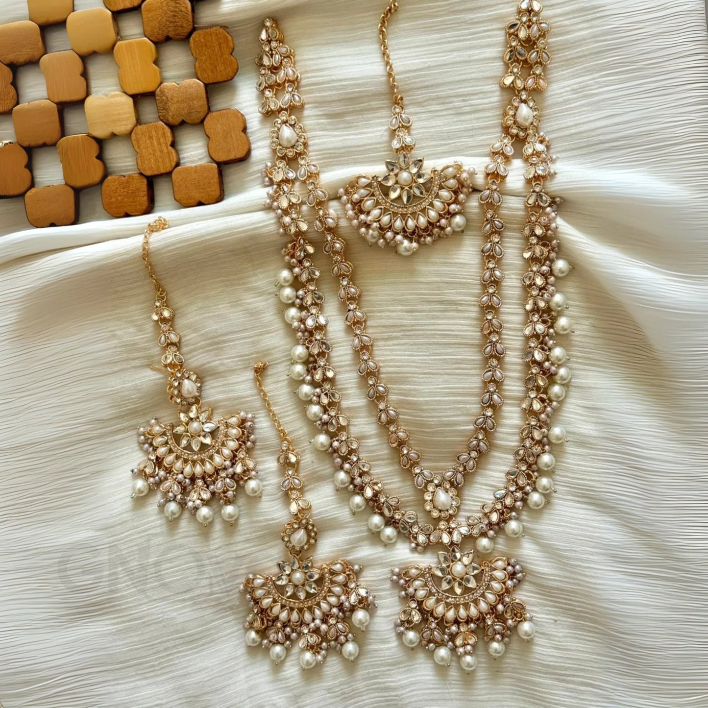 Royal Kundan Beads Jewelry Set – Elegant Bridal Collection