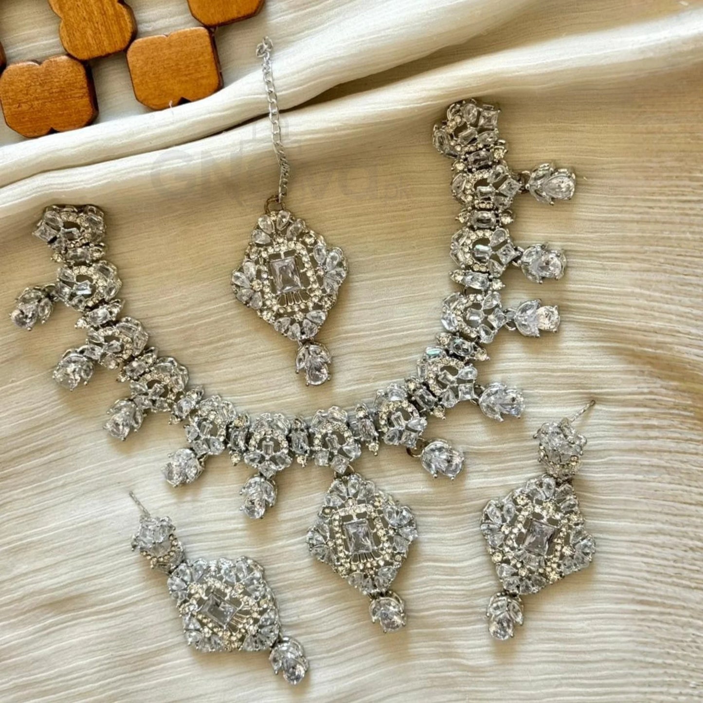 Luxury Crystal Choker Set with Earrings & Maang Tikka