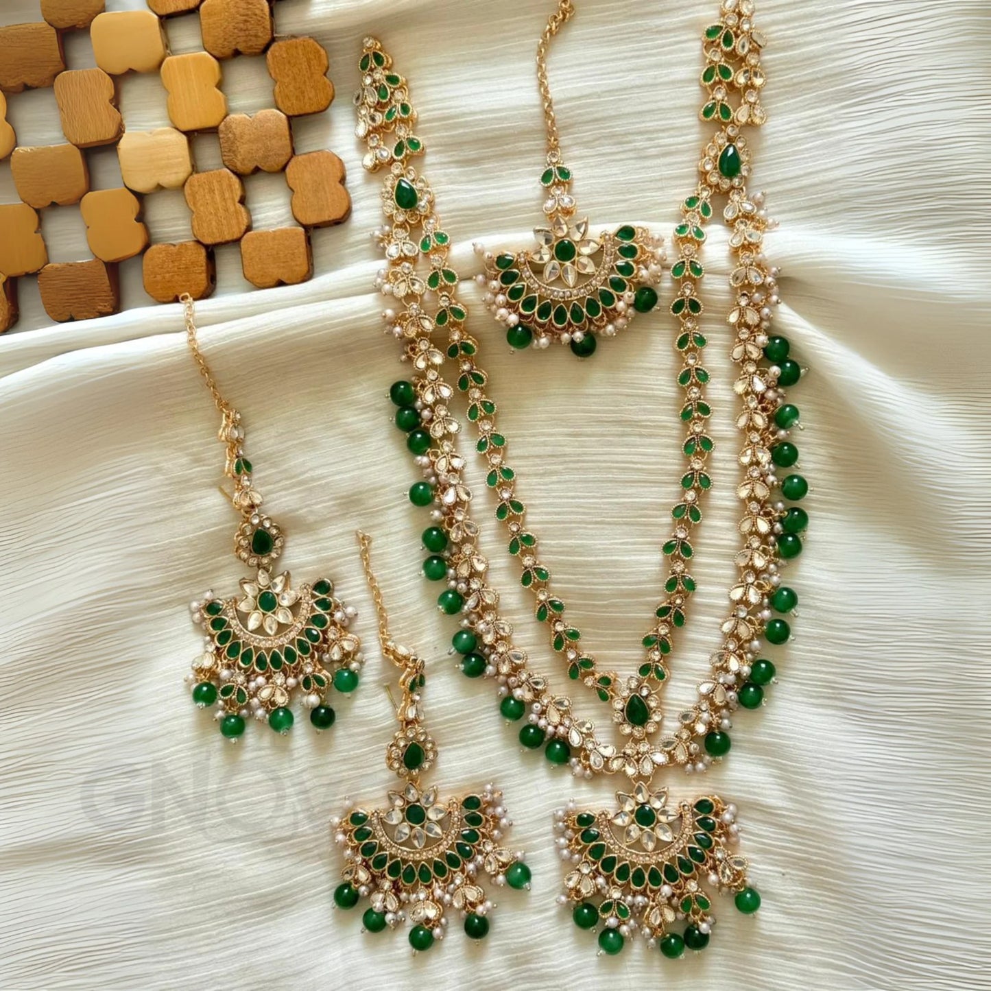 Royal Kundan Beads Jewelry Set – Elegant Bridal Collection