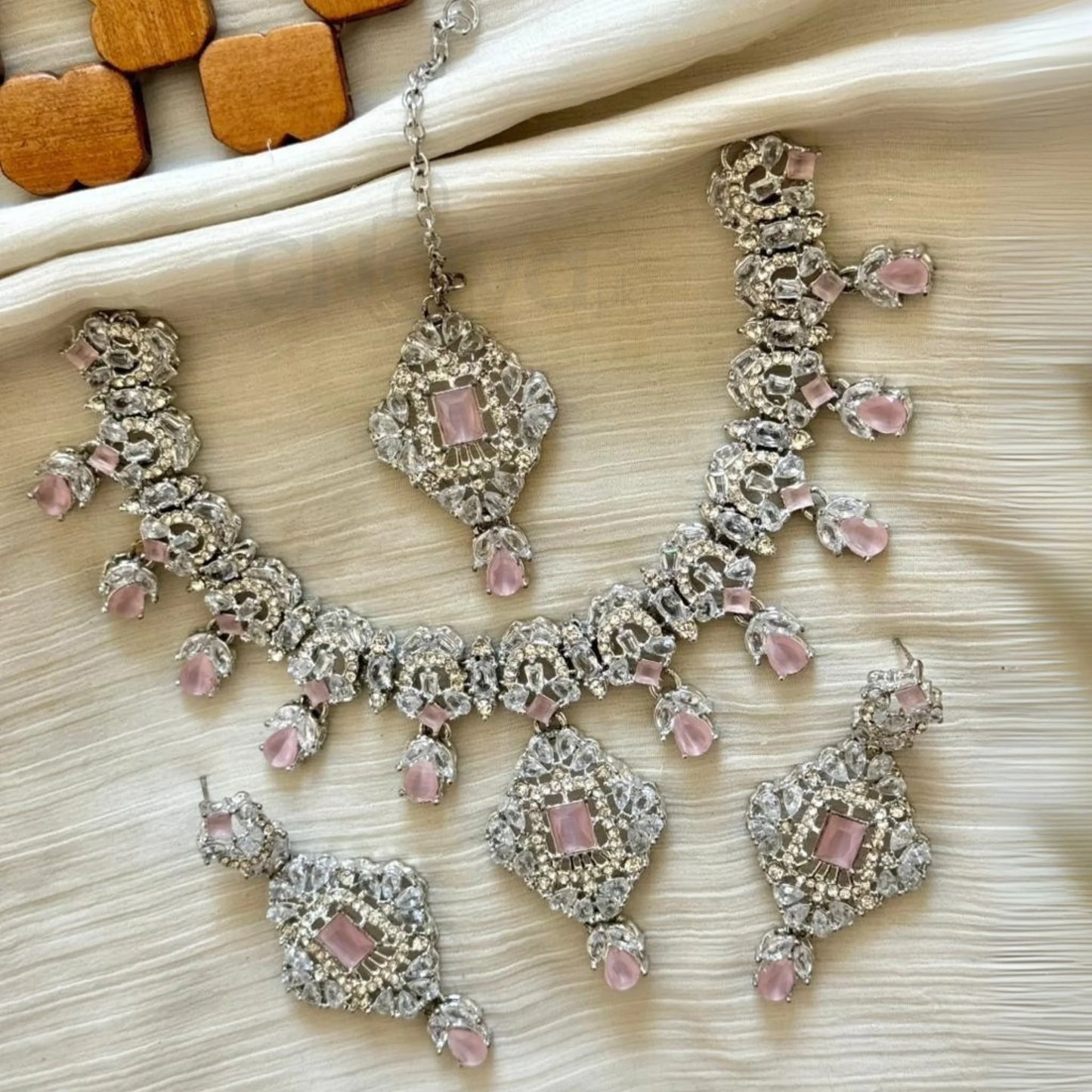 Luxury Crystal Choker Set with Earrings & Maang Tikka